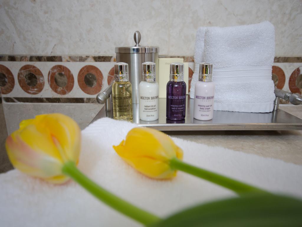Le Patio Boutique Hotel Beirut Downtown 외부 사진