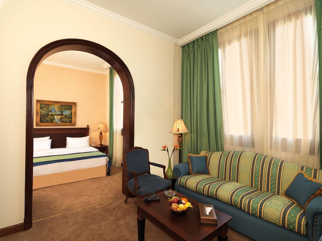 Le Patio Boutique Hotel Beirut Downtown 외부 사진