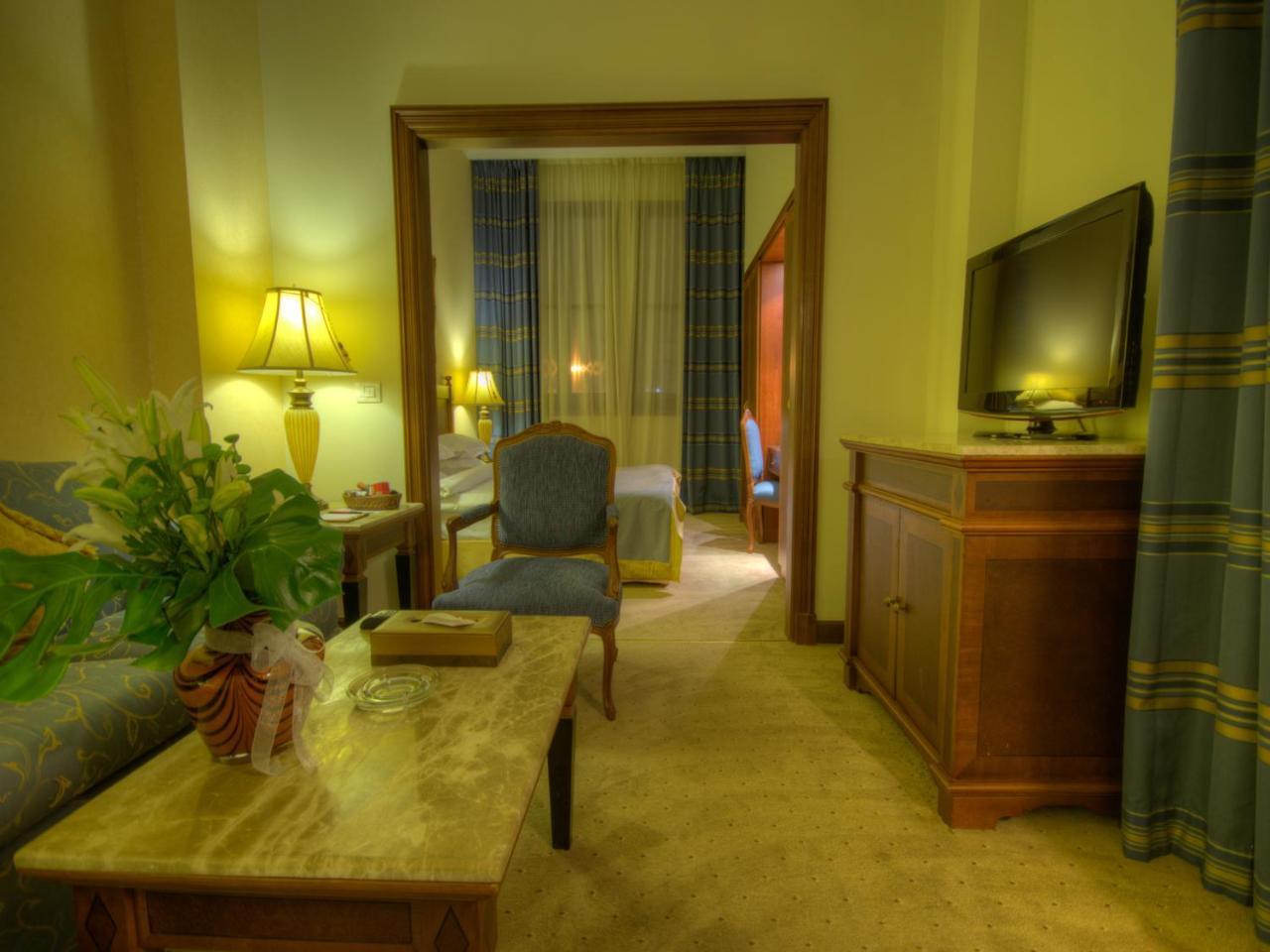 Le Patio Boutique Hotel Beirut Downtown 외부 사진
